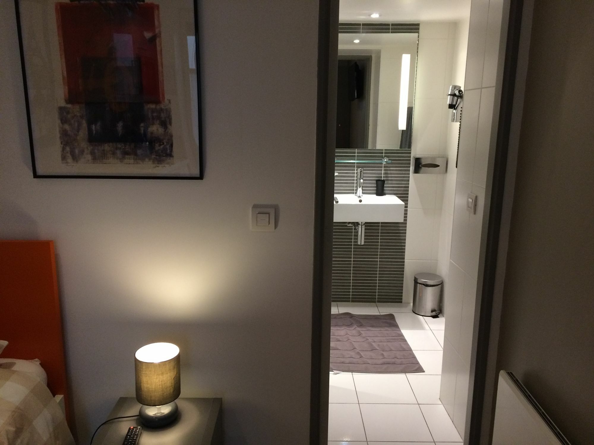 And De La Marne Hotel Paris