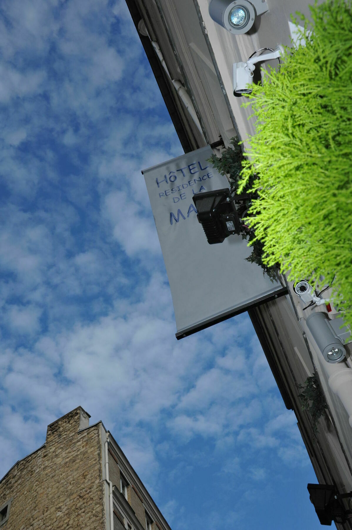 Hotel And De La Marne 3*