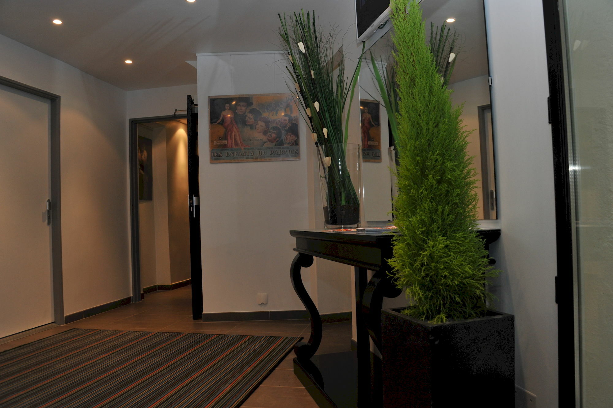 And De La Marne Hotel 3*
